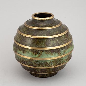 A bronze Art Deco vase, Svenska Metallverken, 1920's/30's.