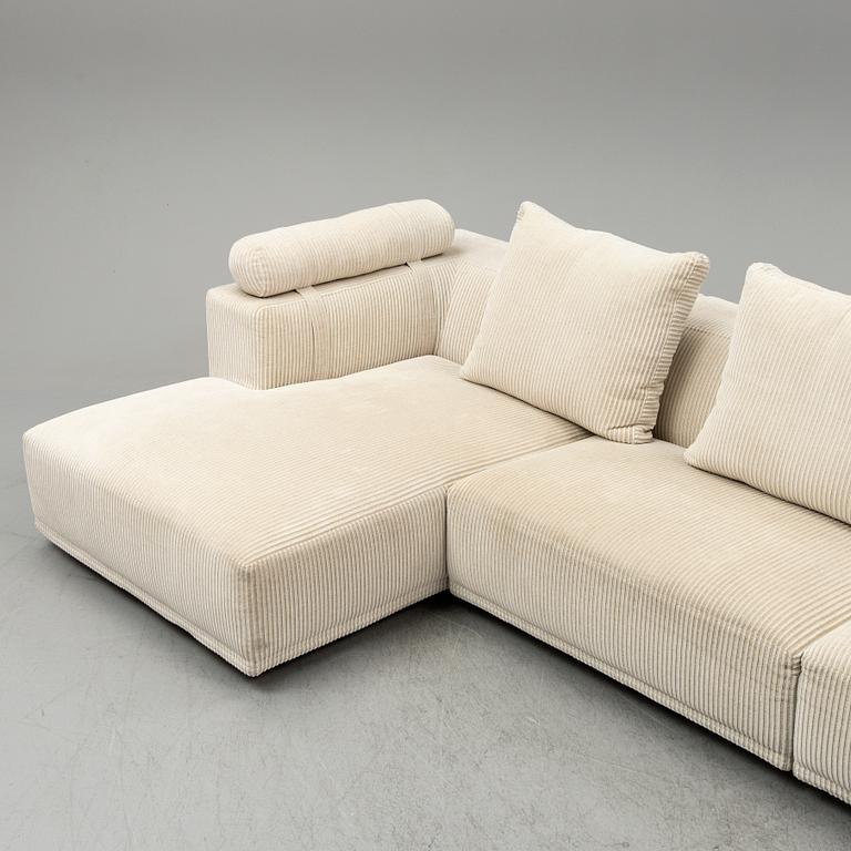 An Eilersen sofa, model Baseline.