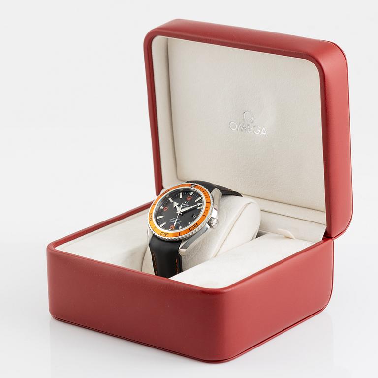 Omega, Seamaster, Planet Ocean 600 M, armbandsur, 45,5 mm.