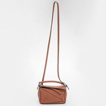 Loewe, väska, "Puzzle Mini".
