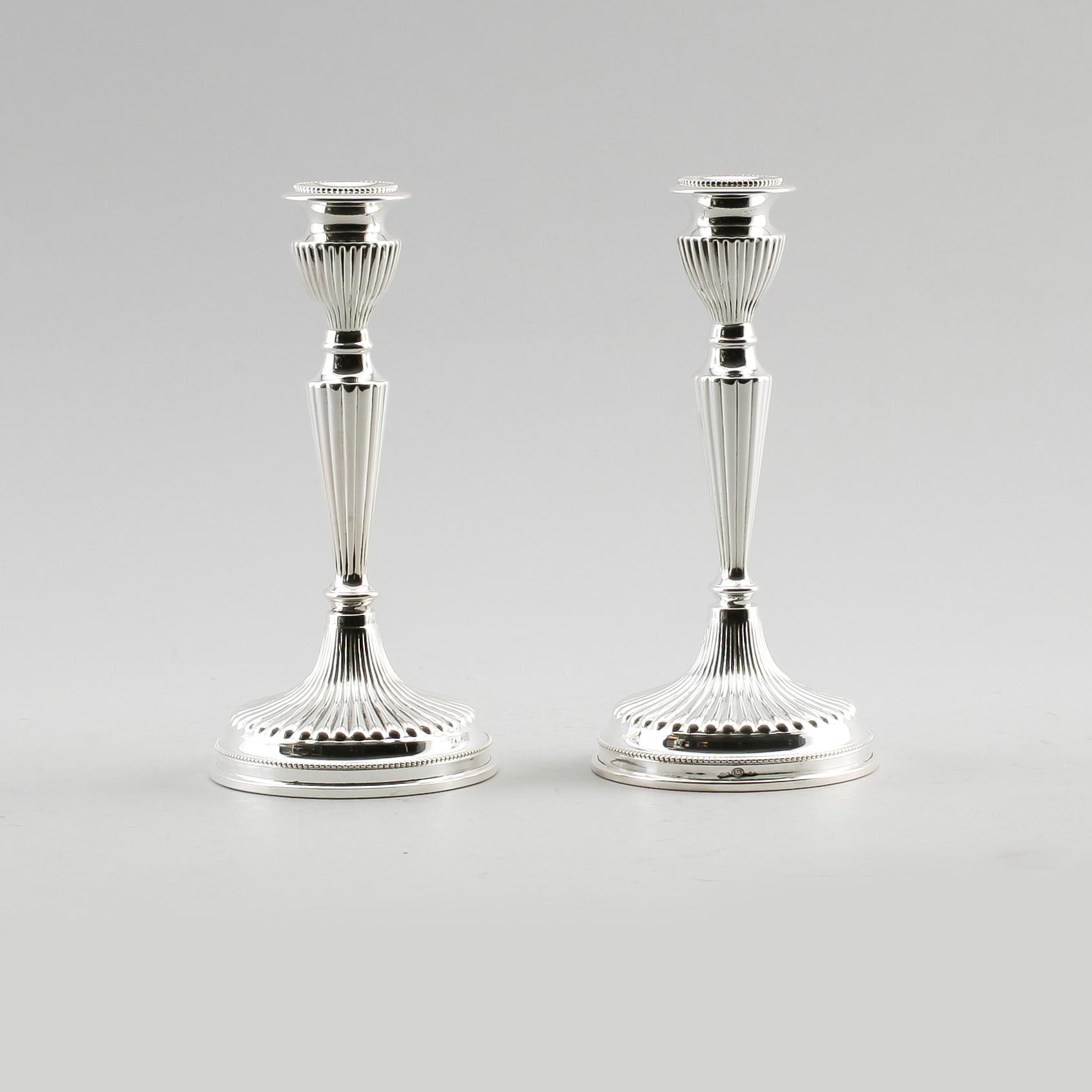 LJUSSTAKAR, 1 par, silver, Finland, 1900-talets första hälft.