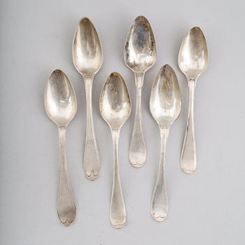 MATSKEDAR, 6 st snarlika, silver, svenska stämplar, 1800-talets första hälft. Vikt ca 328 gram.