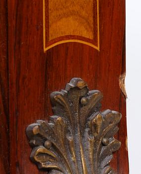 BYRÅ, gustaviansk stil, 1900-tal.