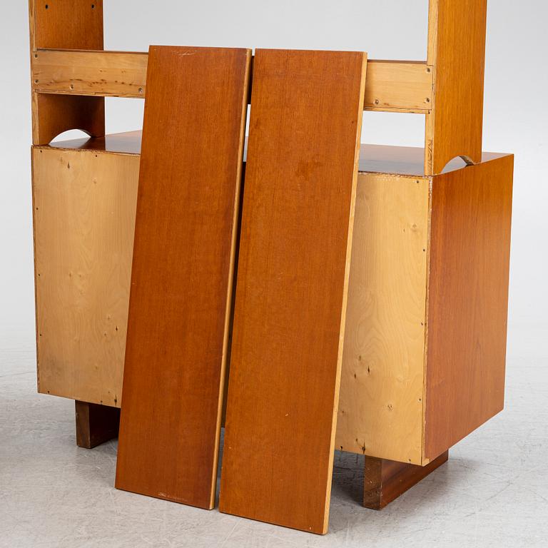 Josef Frank, a model 2112 mahogany book case with vitrine and cabinet, Firma Svenskt Tenn.