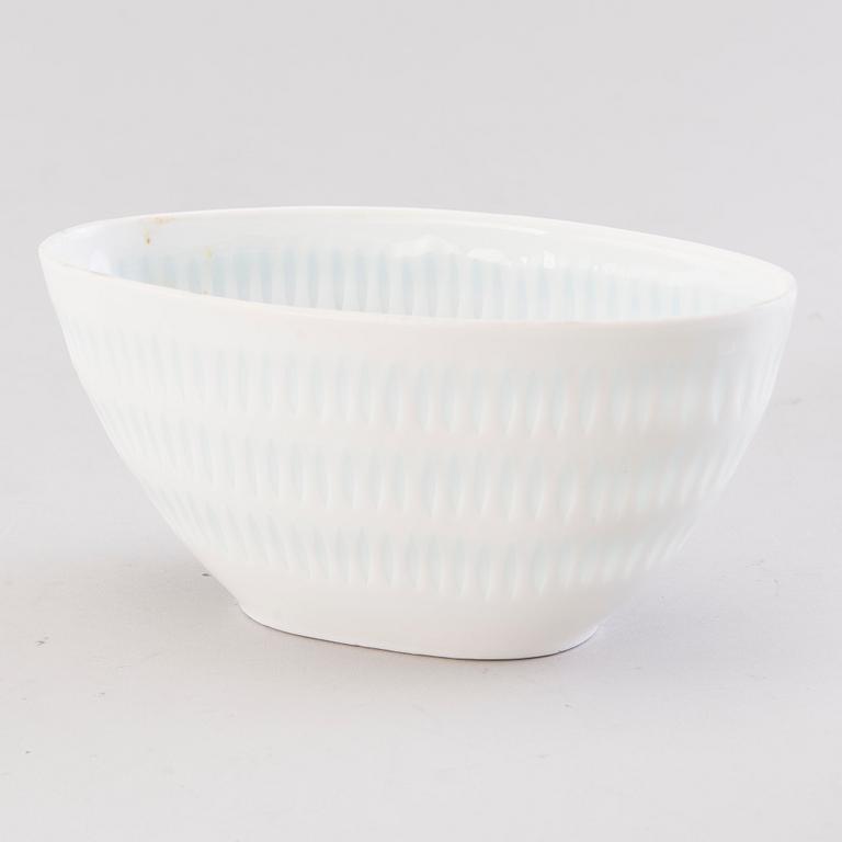 FRIEDL HOLZER-KJELLBERG, A porcelain bowl and set of six coffee cups with saucers, signed  Arabia F.H.Kj. Finland.