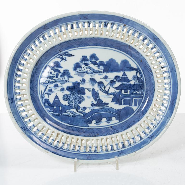 Gallerskål med fat, kompaniporslin, Kina, Qingdynastin, 1800-tal.