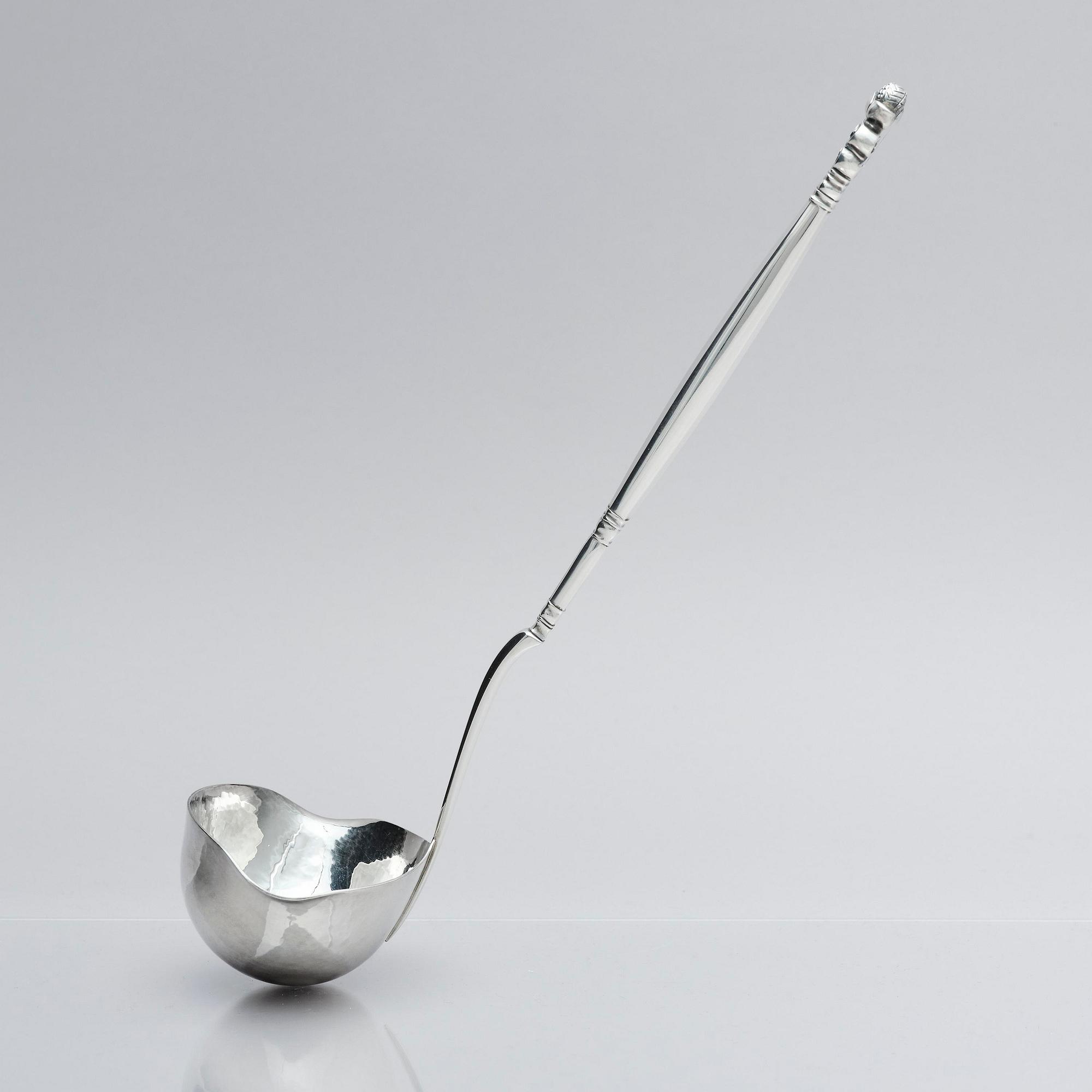 Georg Jensen, soppslev, "Konge/Acorn", sterling silver, design Johan Rohde, Köpenhamn 1919-1927.