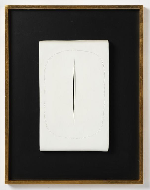 Lucio Fontana, ”Concetto Spaziale Taglio”.