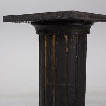 A late 19th century pedestal.