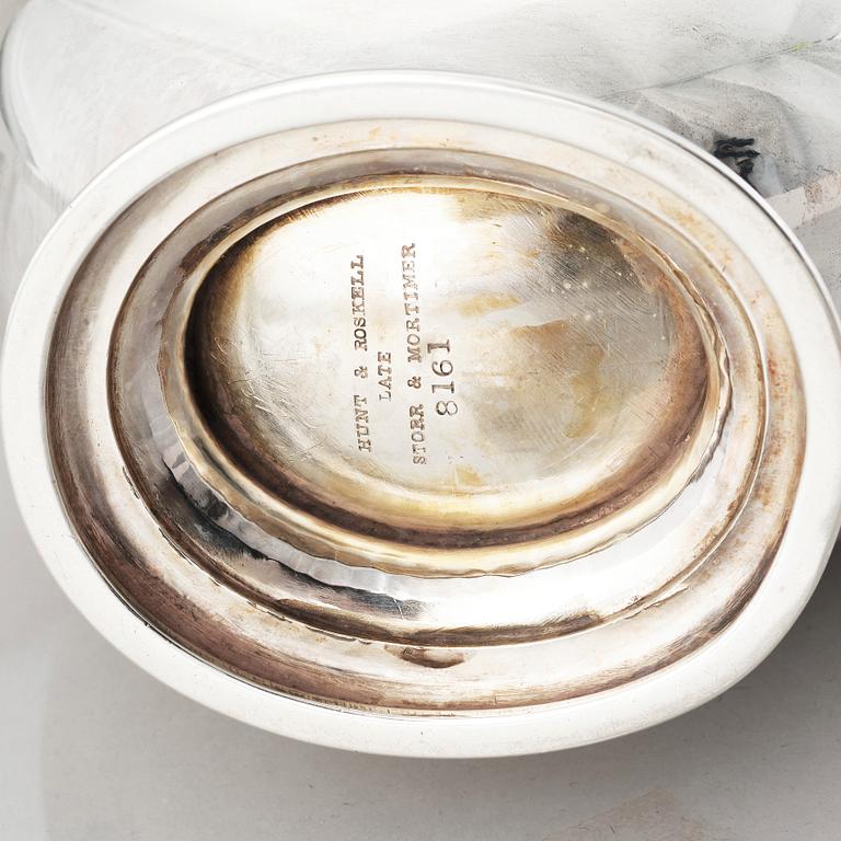 An English silver jug with lid, makers mark Hunt & Roskell Late Storr & Mortimer, London 1881.