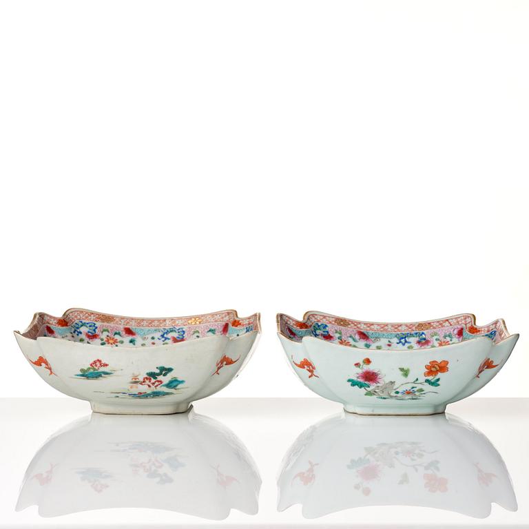 A pair of pillow shaped famille rose bowls, Qing dynasty, mid 18th Century.