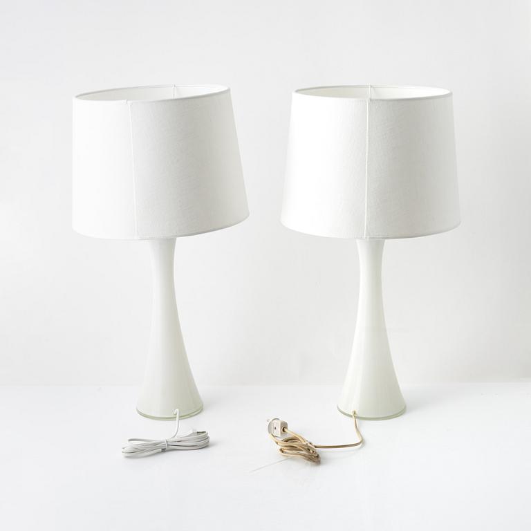 Berndt Nordstedt, a pair of model 'B-015' table lights, Bergboms, 1970's.