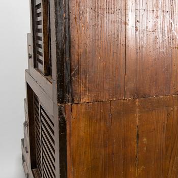 A Japanese chest of drawers / cabinet so-called "Step Tansu" in cedar wood, 19th century.