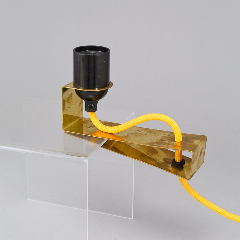 ANDREAS MARTIN-LÖF, prototyp av "Clamp Lamp, Studio Item No 01", AML Studio 2009.