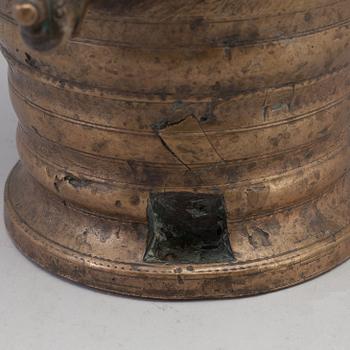 A BRONZE MORTAR FROM AROUND YEAR 1900.