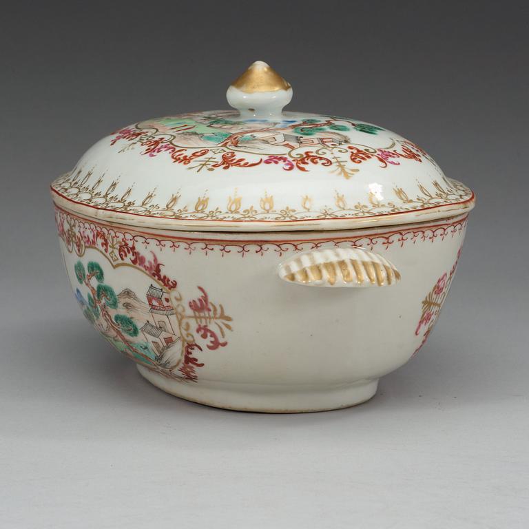 A famille rose and gold tureen with cover, Qing dynasty, Qianlong (1736-1795).