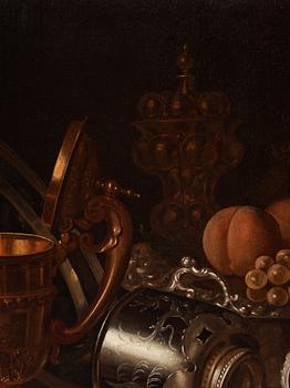 Pieter Gerritsz. van Roestraten, Stilleben med silverföremål, frukter och kniv.