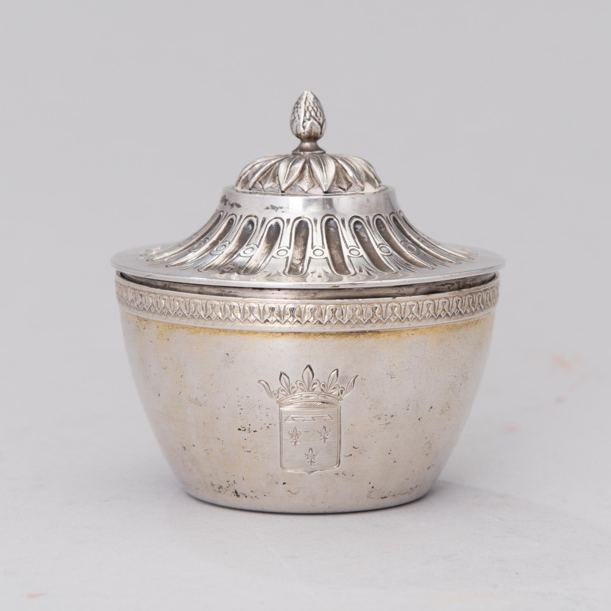 English sterling silver brandy pan with lid, Jonathan Hayne, 1816/1821-1836. Total weight 170 g.