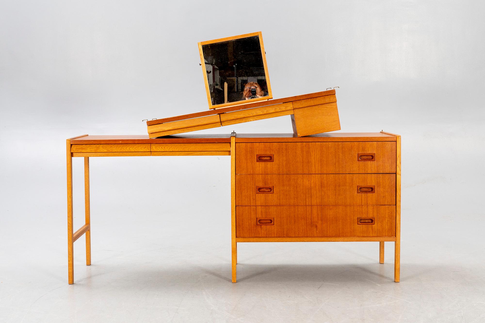 Bertil Fridhagen, sectional furniture for Bodafors 1950s-60s.