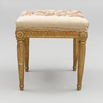 A late Gustavian stool around 1800.