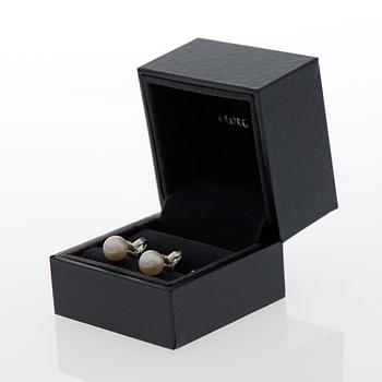 GEORG JENSEN, ÖRHÄNGEN, "Sphere", odlade pärlor, silver.