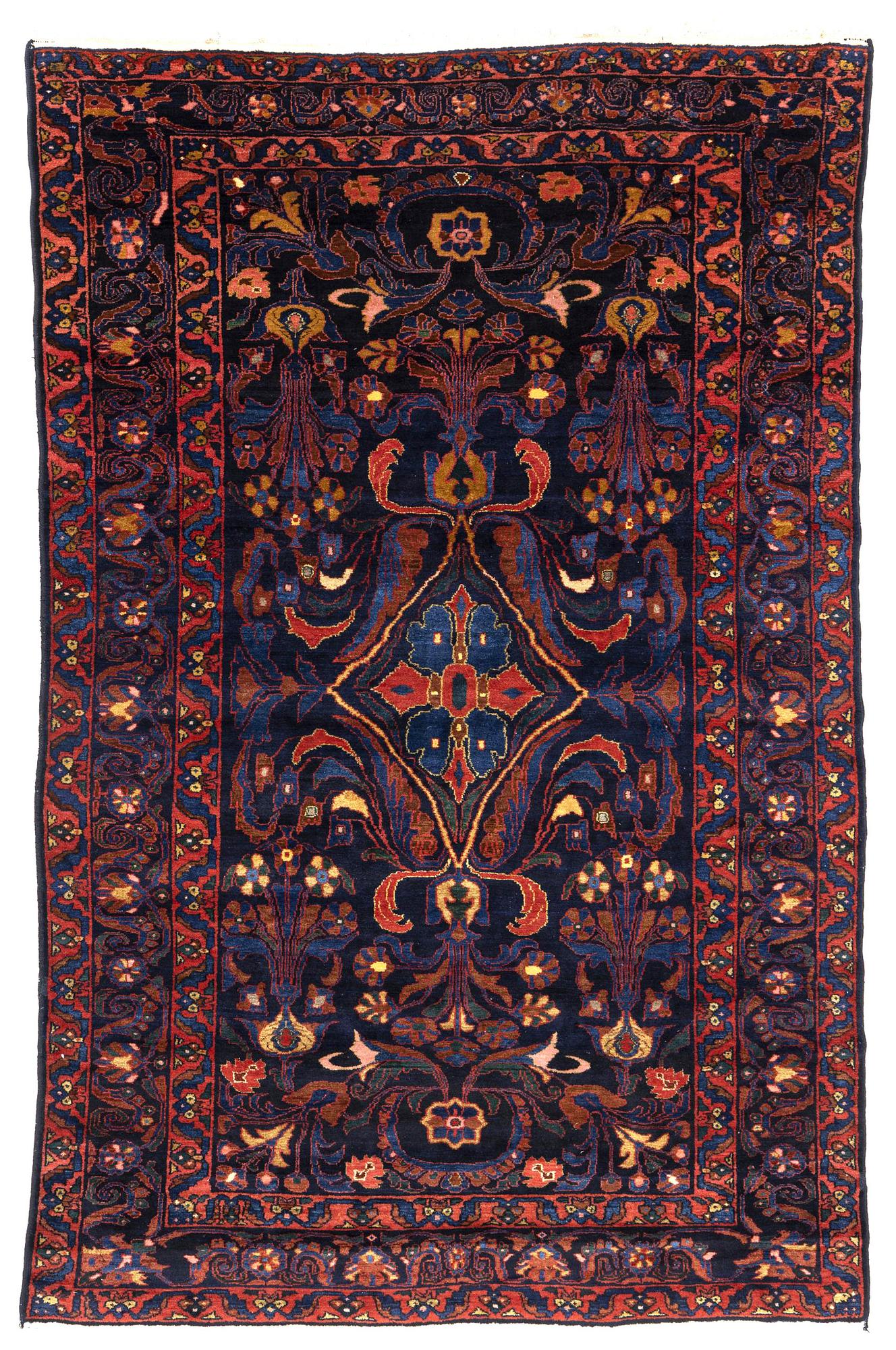 Carpet, semi-antique, Khoigân, Feridan area, approx. 314 x 209 cm.