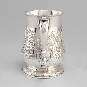 OIDENTIFIERAD MÄSTARE, sejdel, silver, mästarstämpel HB, London, England, 1747.