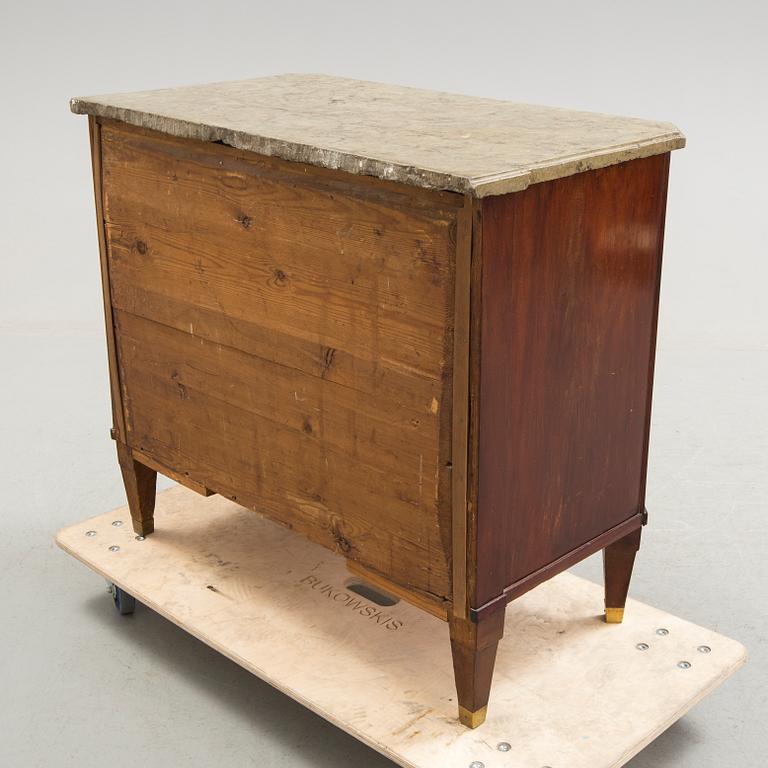 A late gustavian chest of drawers, early 1800s.