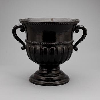 TRÄDGÅRDSURNA, gjutjärn, 1900-talets första hälft.