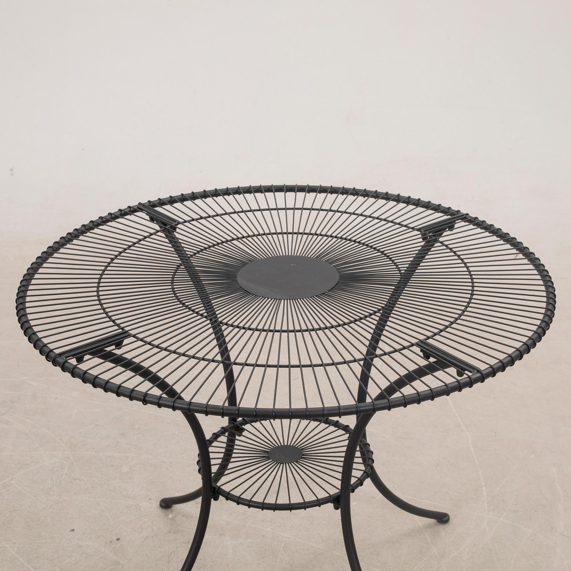 Garden group, 3 pieces.