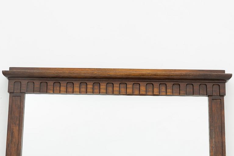 Hall furniture consisting of a chest of drawers and a mirror, first half of the 20th Century.