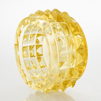 Aimo Okkolin, a 'Serpentine' 6577 bowl signed Aimo Okkolin Riihimäen Lasi Oy.