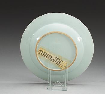 A grisaille decorated 'European-Subject' dinner plate, Qing dynasty, Qianlong (1736-95).