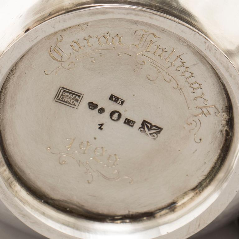 JÖRGEN JENSEN, a four pcs silver tea and coffee service with tray, Nordiska Kompaniet, Stockholm 1929.