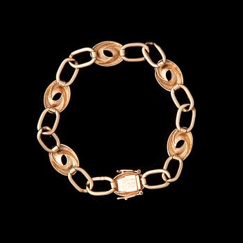 ARMBAND, 18K guld, design Riitta Hakala, Åbo. 1995. Vikt 18,1 g.