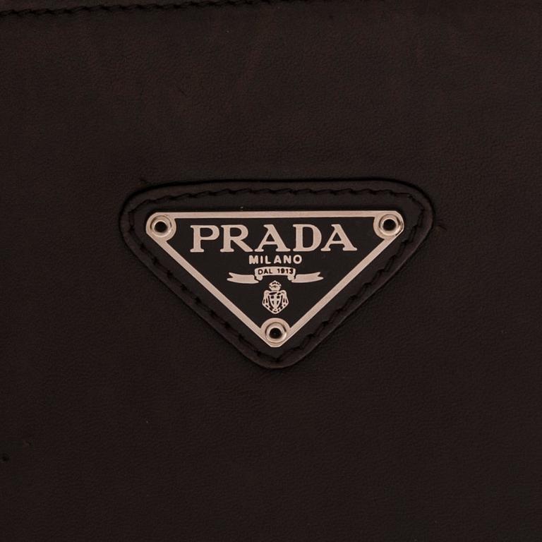 VÄSKA, Prada.