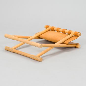 Maija Heikinheimo, A 1960s/70s century wooden stool 'Camping chair A'. Norrmark handicraft.