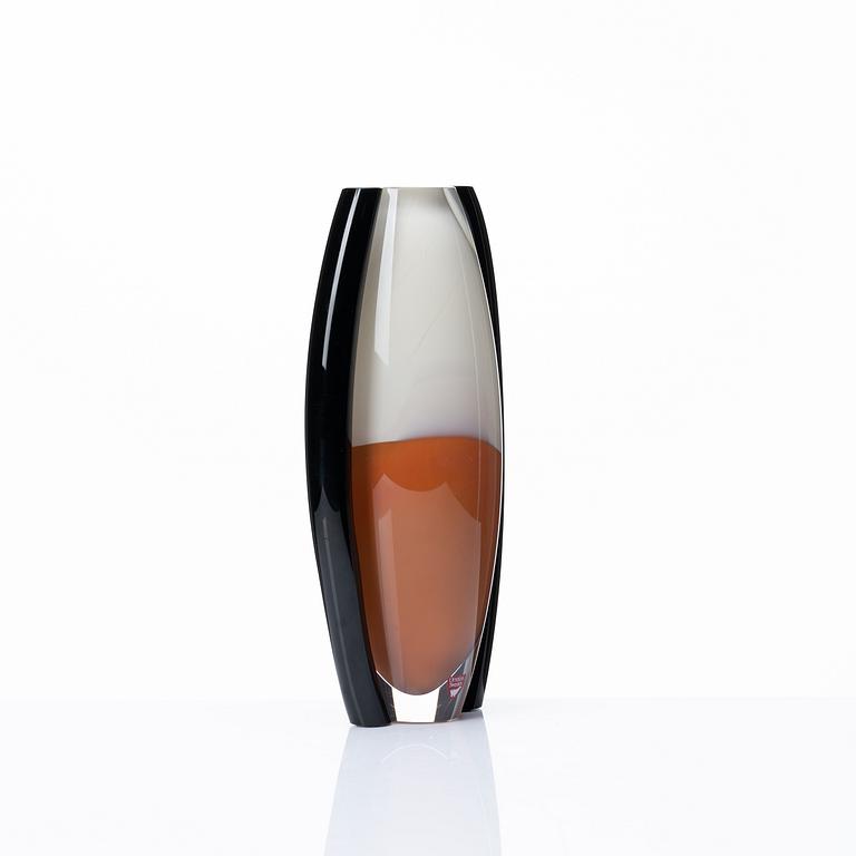 Matz Borgström, a glass vase, Orrefors, Sweden 1989.