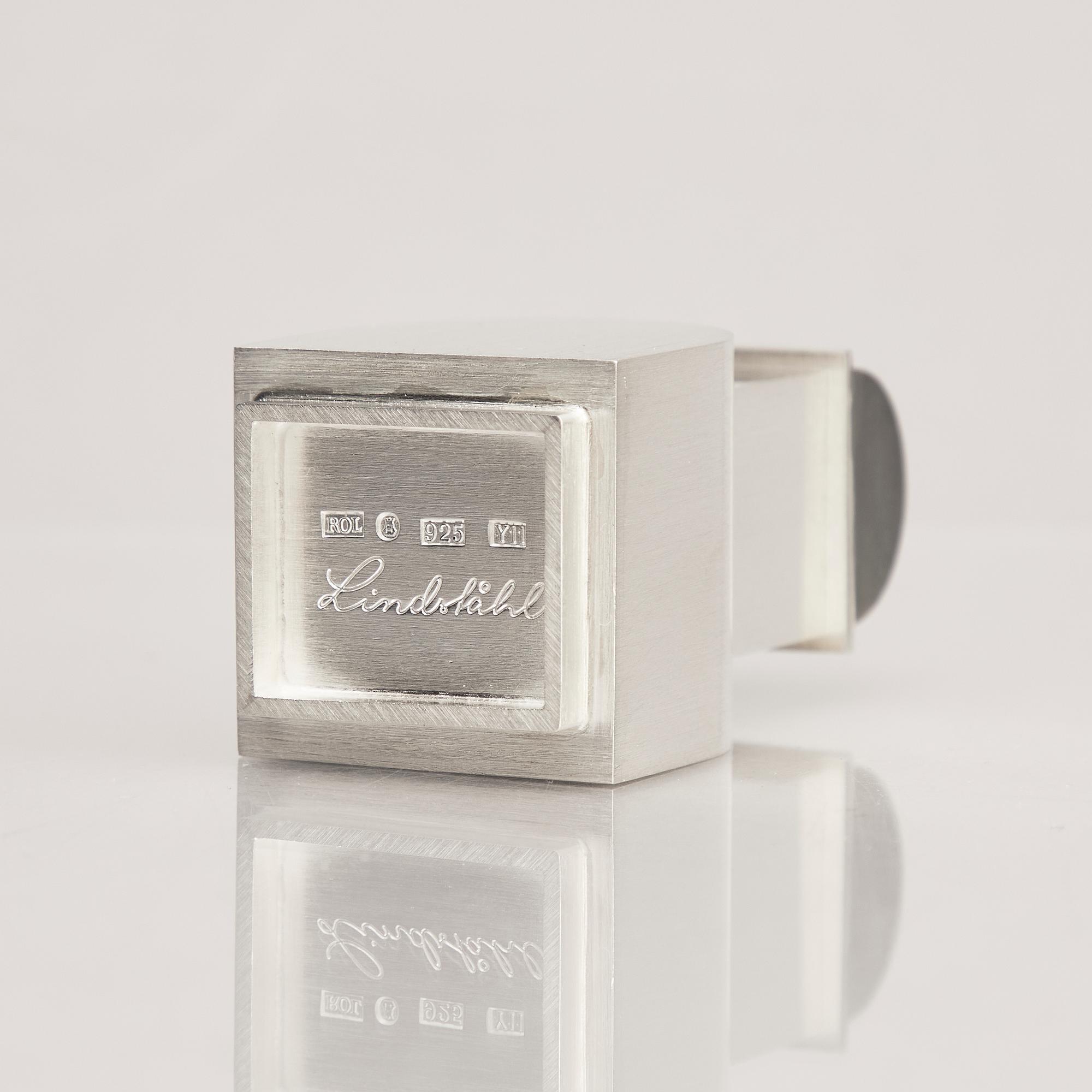A sterling silver perfume bottle, mark of Rolf Lindståhl, Stockholm 2021.