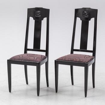 Ten carved oak chairs, Myrstedt & Stern A.-B., Stockholm, early 20th Century.