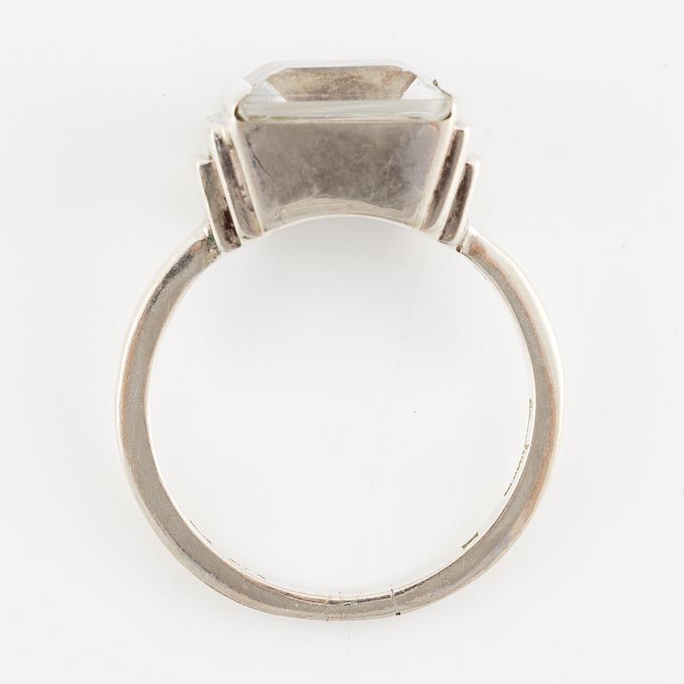 Wiwen Nilsson, ring, silver med trappslipad bergkristall, Lund 1943.