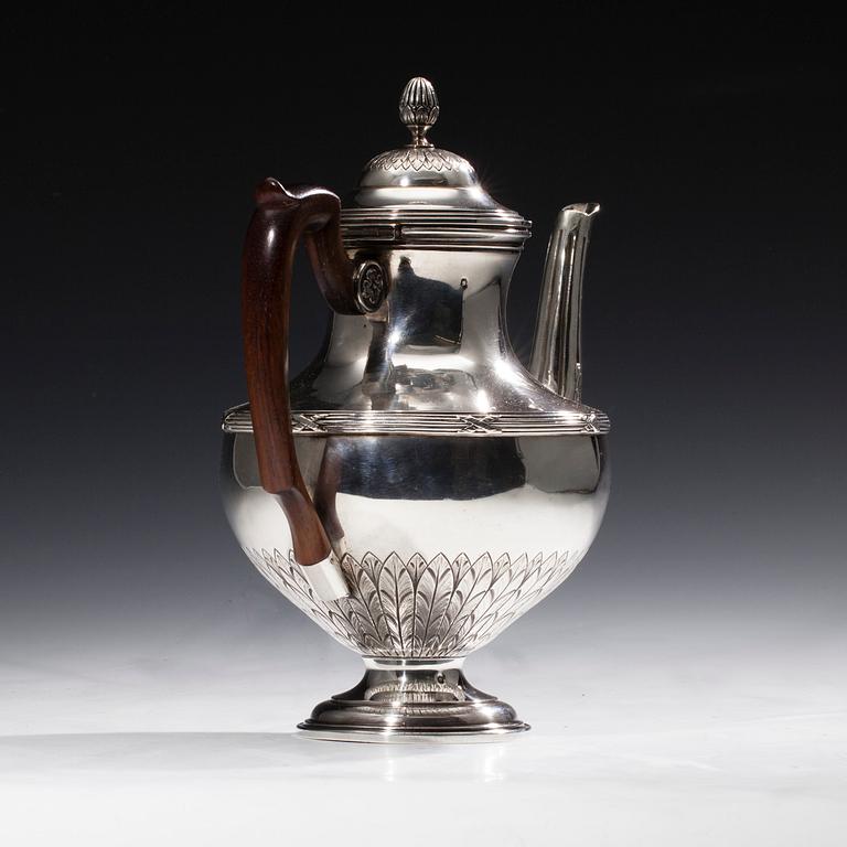 KAFFEKANNA, silver, Frankrike 1800-talets slut. Total vikt ca 610 g.