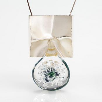 Björn Weckström, A sterling silver and acrylic necklace "Big drop". Lapponia 2000.