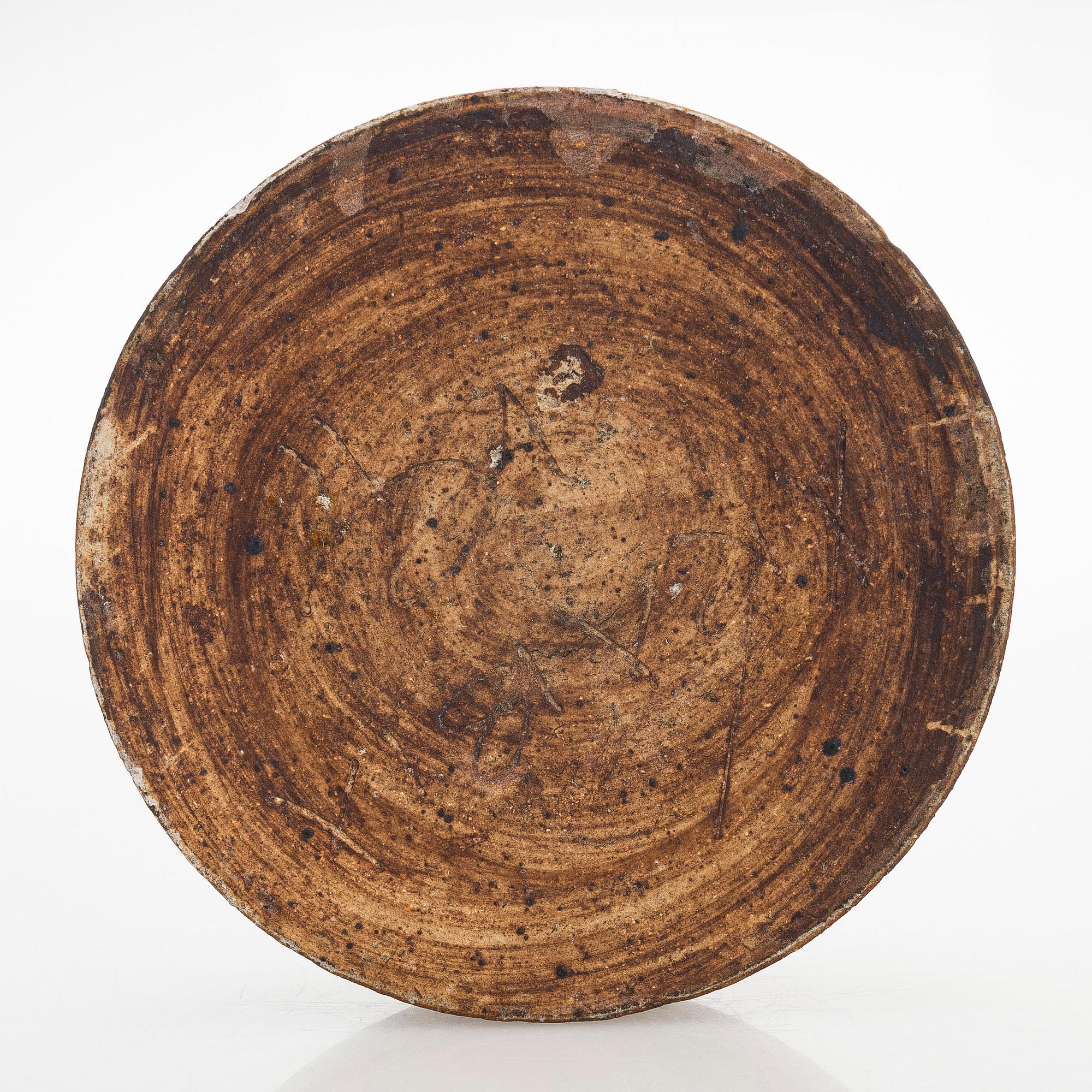 Raija Tuumi, a chamotte stoneware bowl, monogram signed RT, ARABIA.