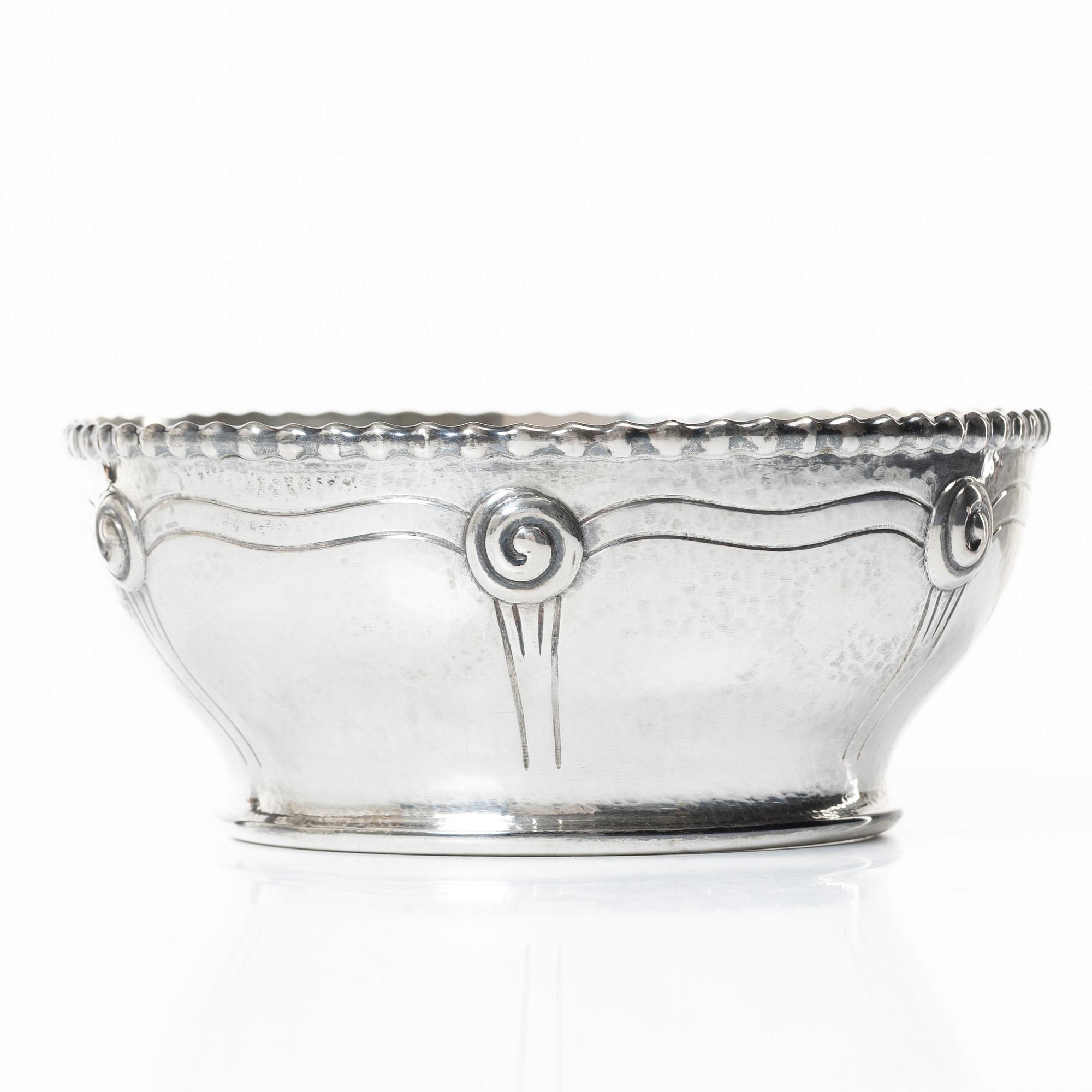 Fritz S Heimbürger, an Art Nouveau silver bowl, Denmark, 1916.
