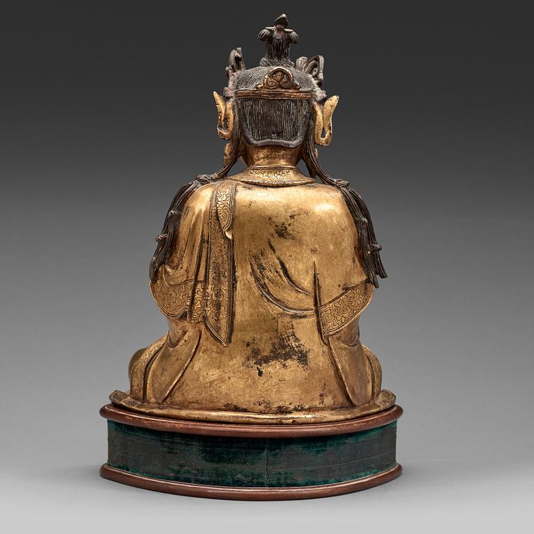 GUANYIN, förgylld brons. Mingdynastin (1368-1644).