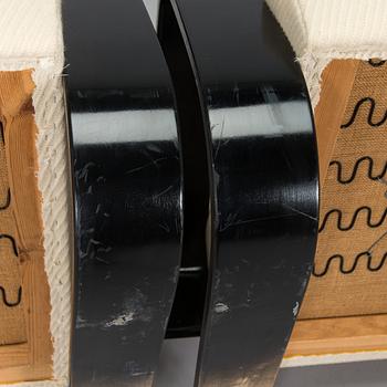 Alvar Aalto, fåtöljer ett par, "Tank chair" modell 400, Artek, 1970-tal.