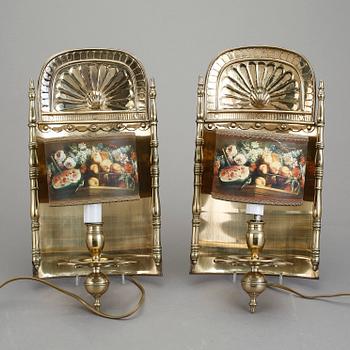 LAMPETTER, ett par, 1900-talets första hälft.
