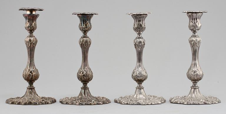 LJUSSTAKAR, 4 st, nysilver, nyrokoko, 1800-talets andra hälft.