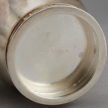 SHAKER, sterling silver, Danmark 1900-tal okänd mästare HR. Vikt 668 gr.